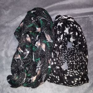 Bundle of two printed scarfs y2k H&M birds and stars EUC